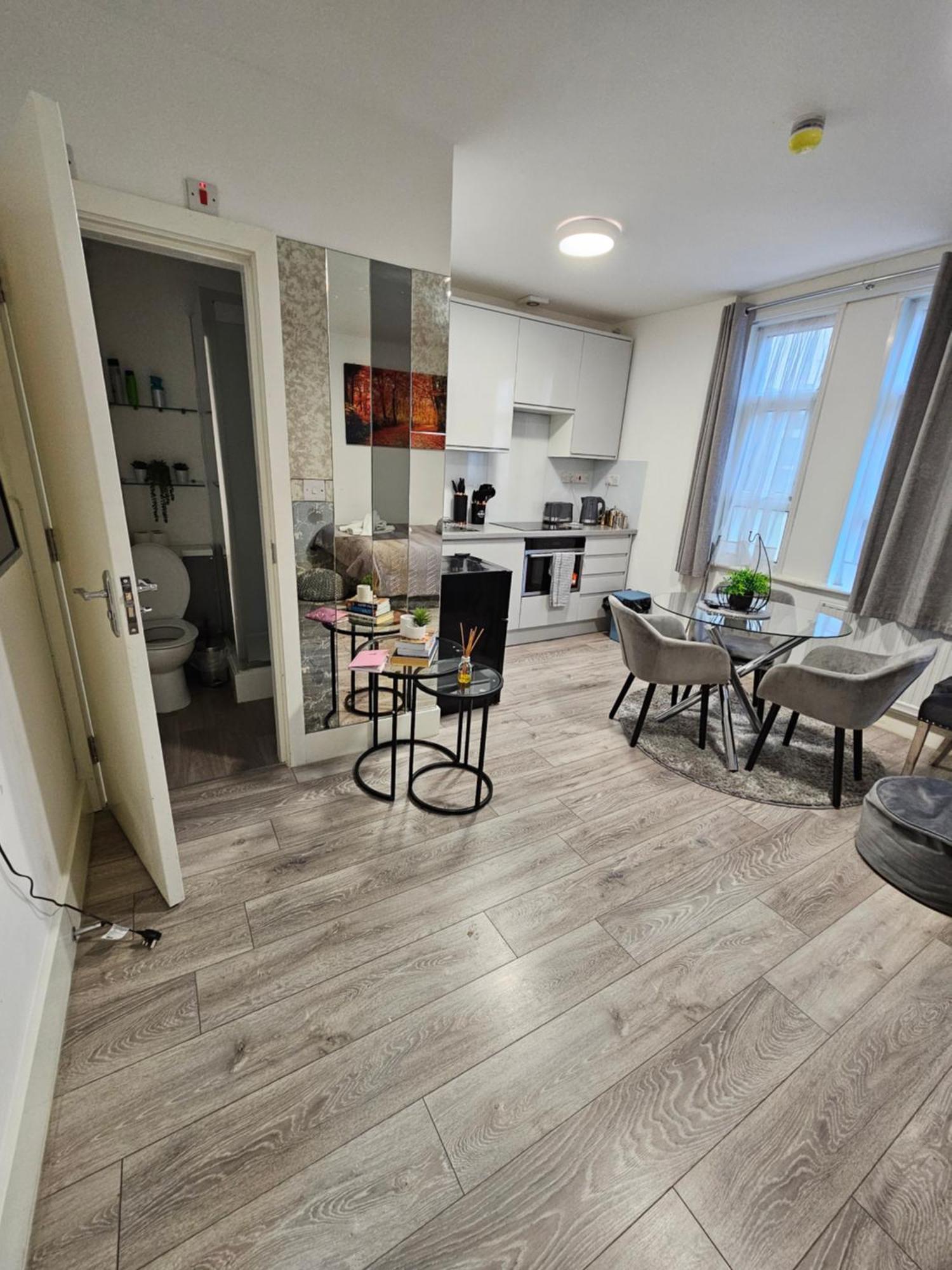 Apartamento Newly Refurbished In Kensal F *
