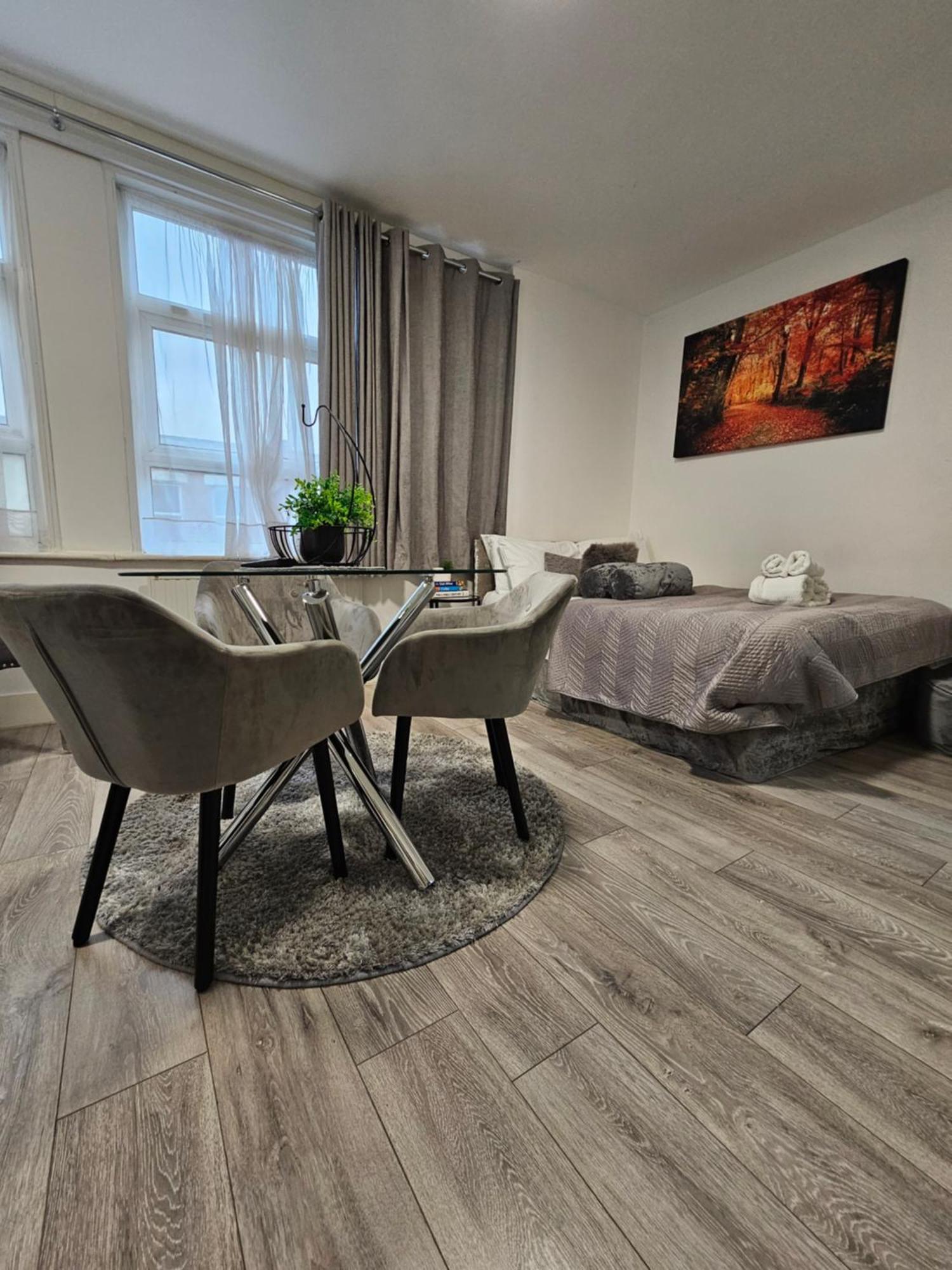 Apartamento Newly Refurbished In Kensal F Londres