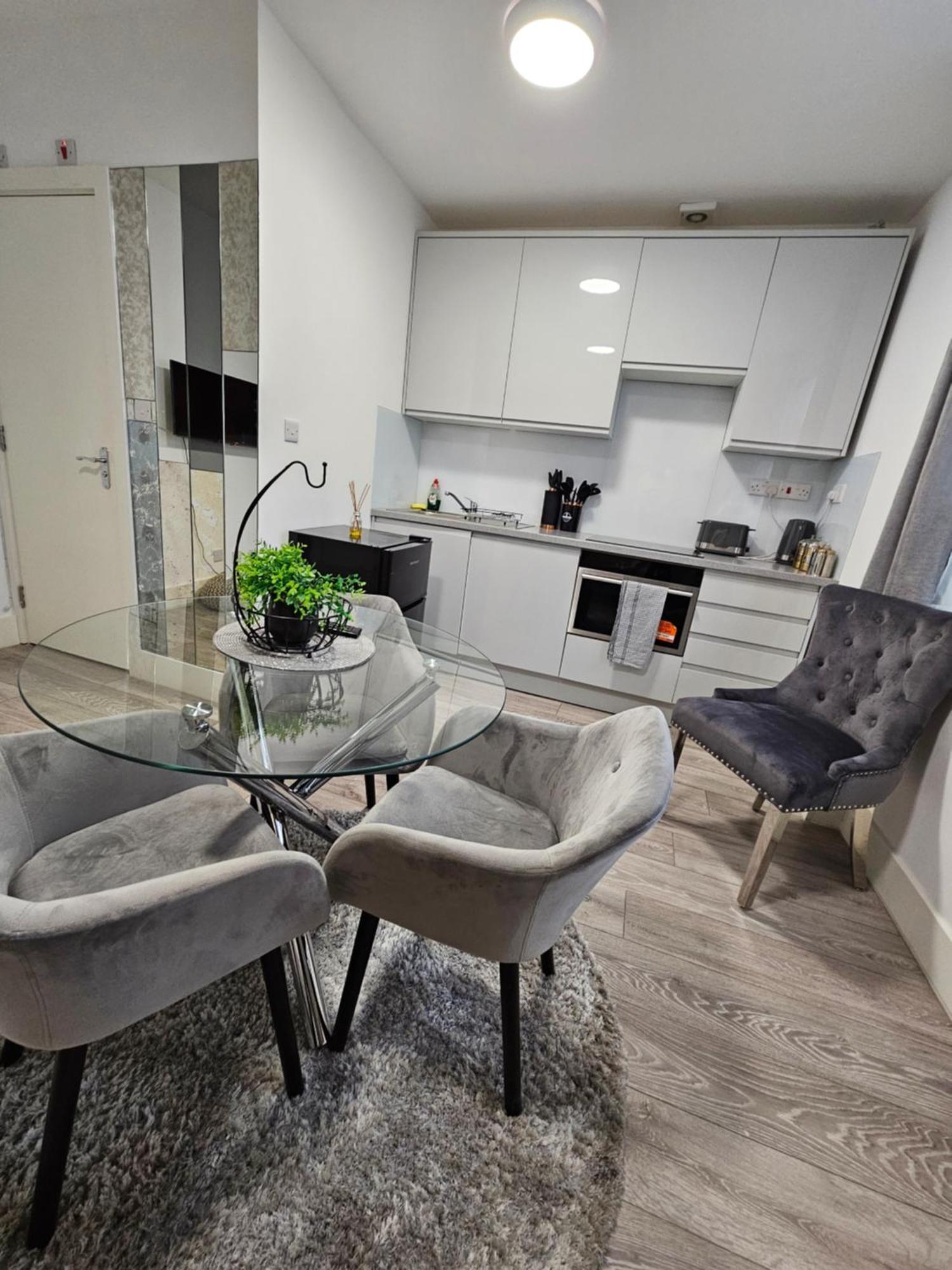Newly Refurbished In Kensal F Apartamento Londres